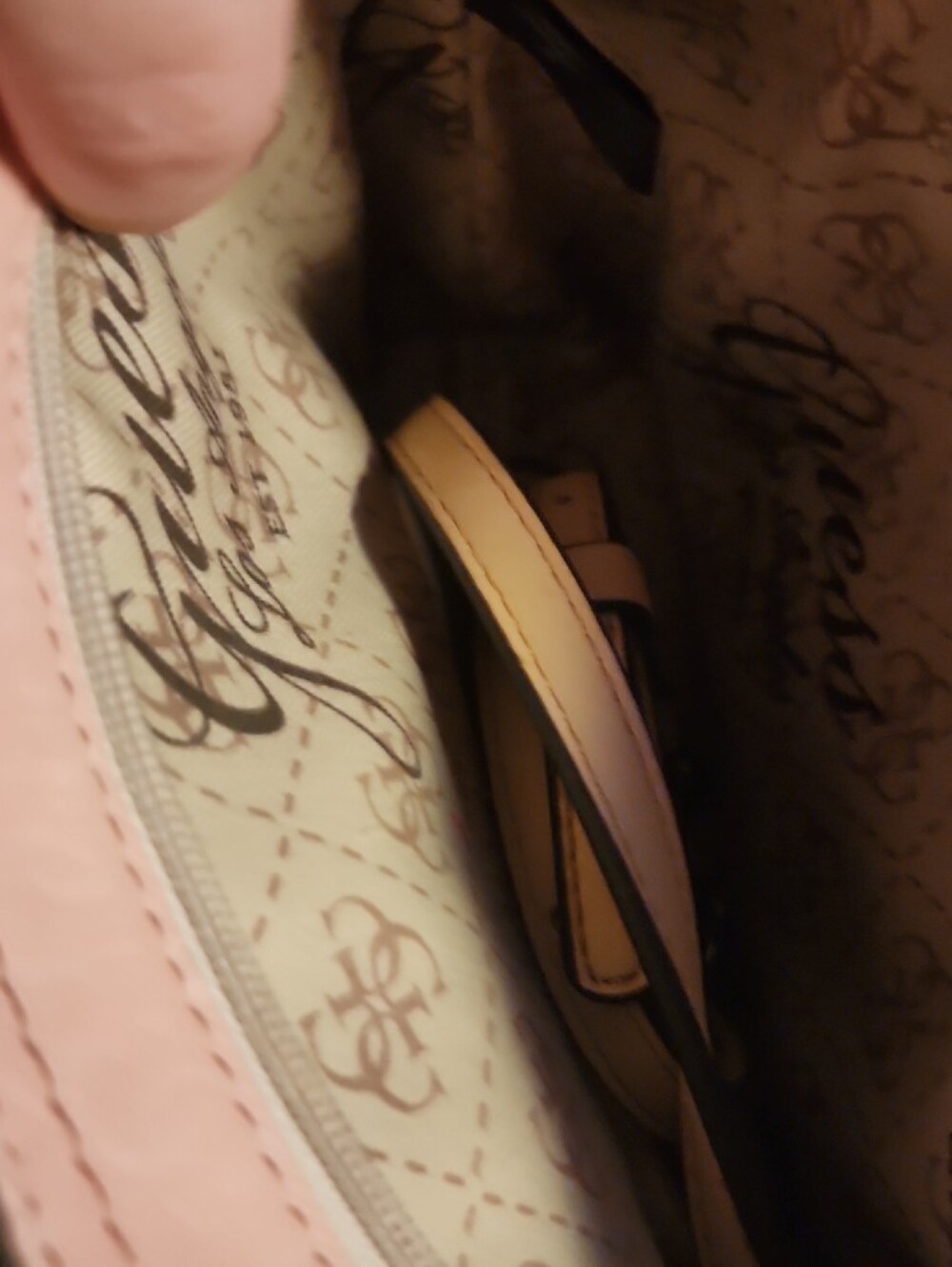 Guess Pink Ombre Satchel with Gold Hardware! - Picture 4 of 7